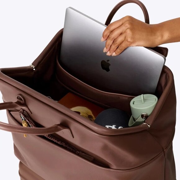 BEIS Essential Weekender Bag in Maple plus bonus Passport and Luggage Tag set - Picture 4 of 9